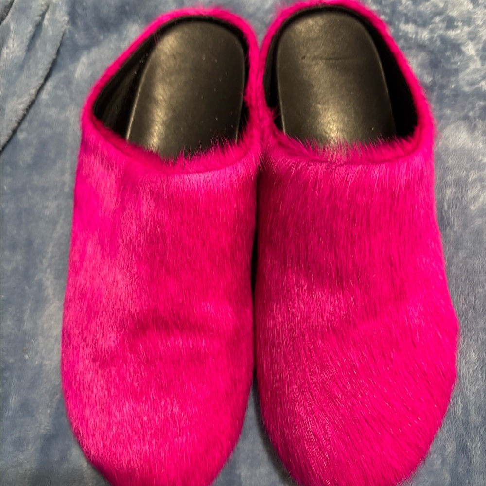 NOT SELLING (Poshmark won’t let me delete listing)